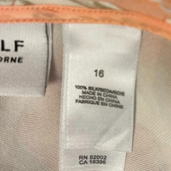 Liz Golf Size Shorts Size 16 Silk Pleat Front Peach Floral Hawaiian Print - Picture 7 of 10